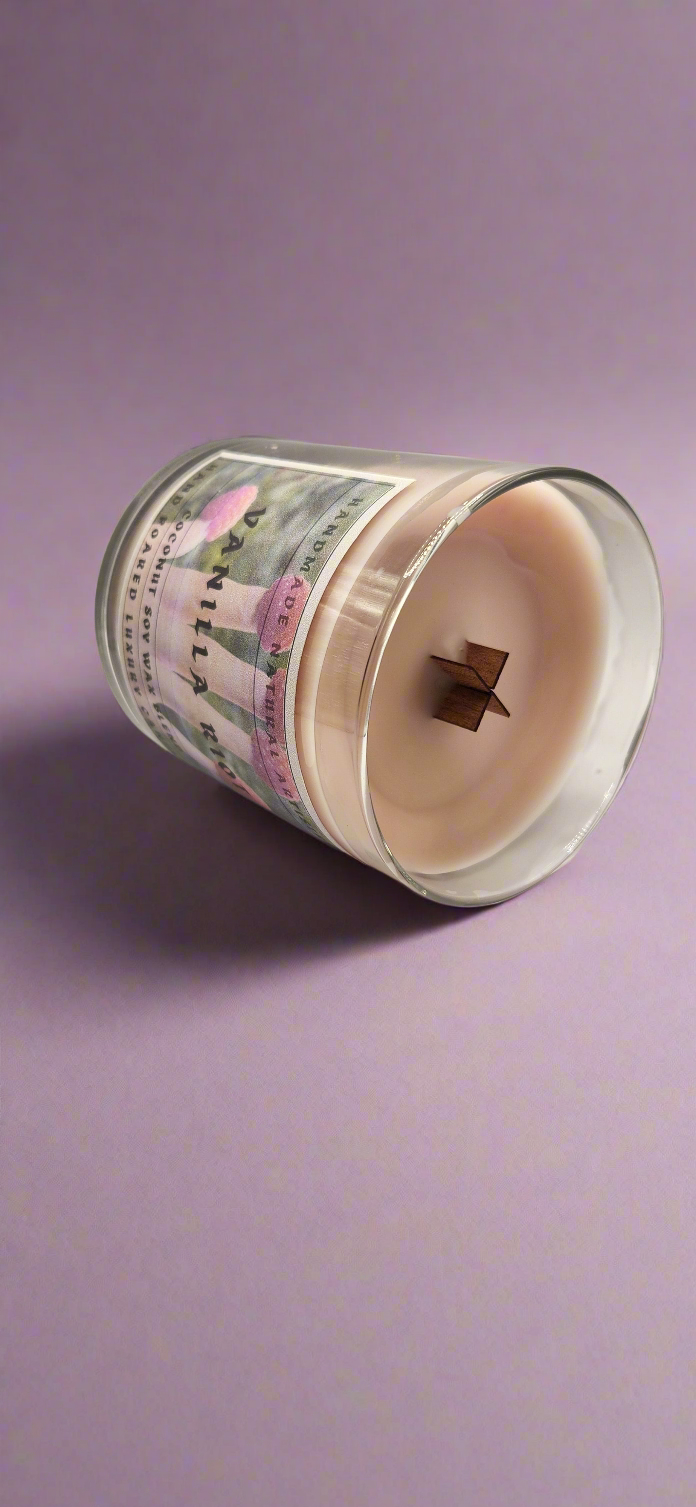 Strong Scented Vanilla Riot Candle - Raspberry Twist 10 oz wood wick