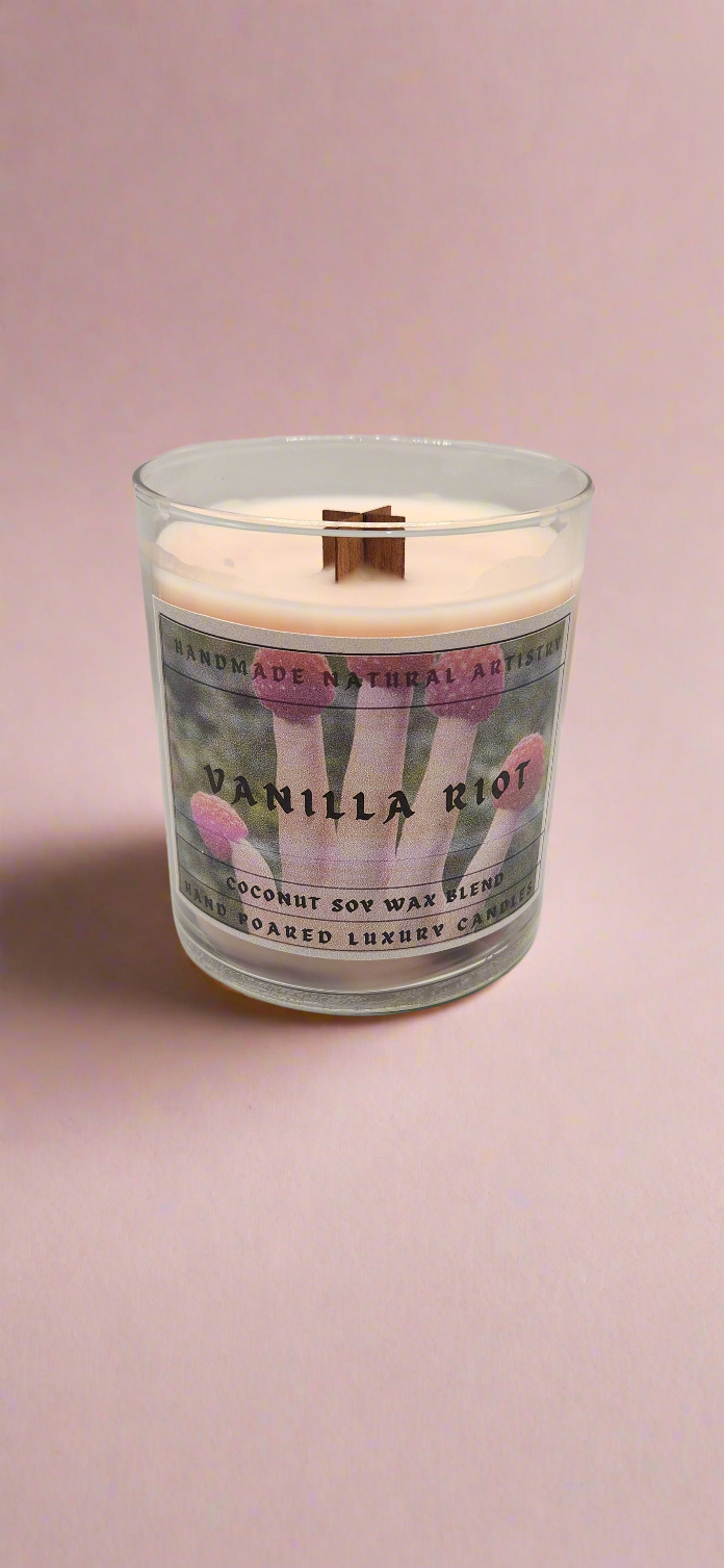 Strong Scented Vanilla Riot Candle - Raspberry Twist 10 oz wood wick
