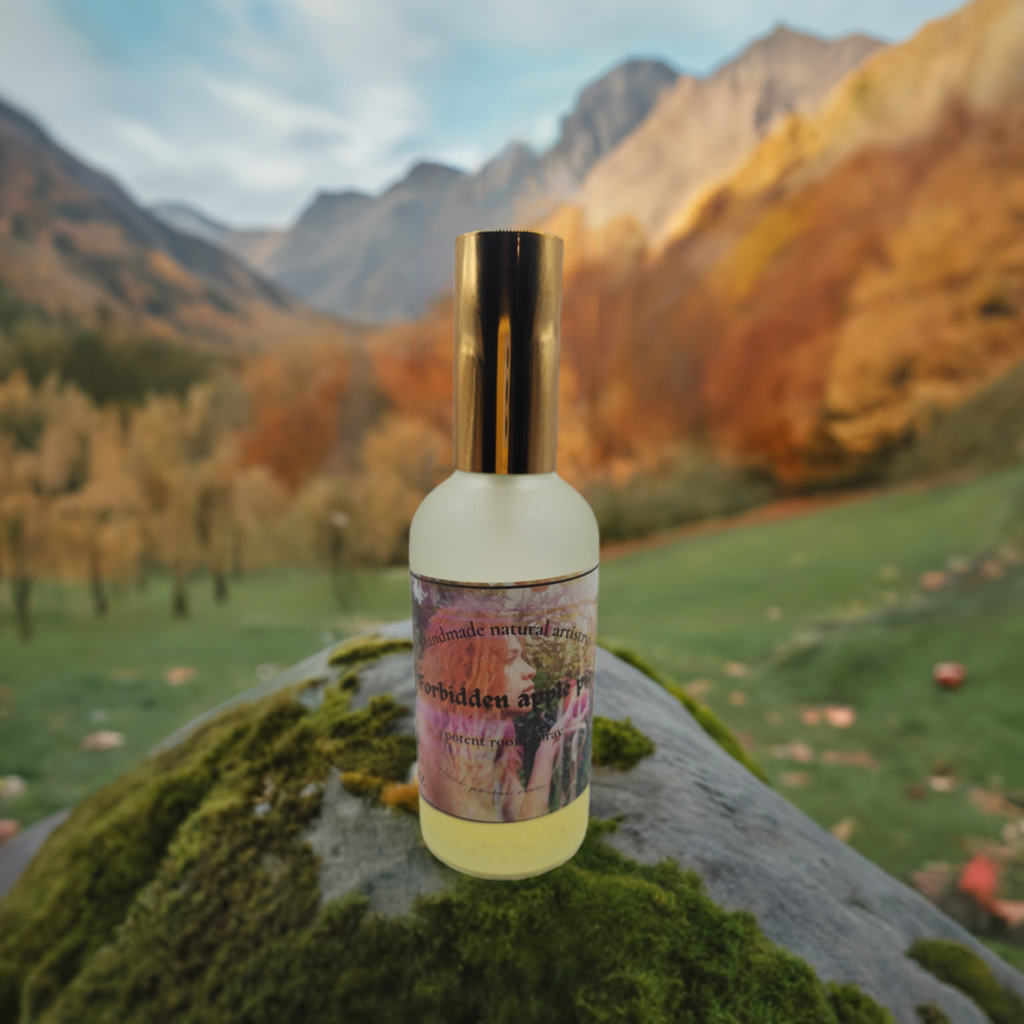 Forbidden apple pie 3.8 oz lux room spray