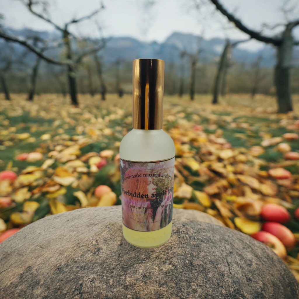Forbidden apple pie 3.8 oz lux room spray