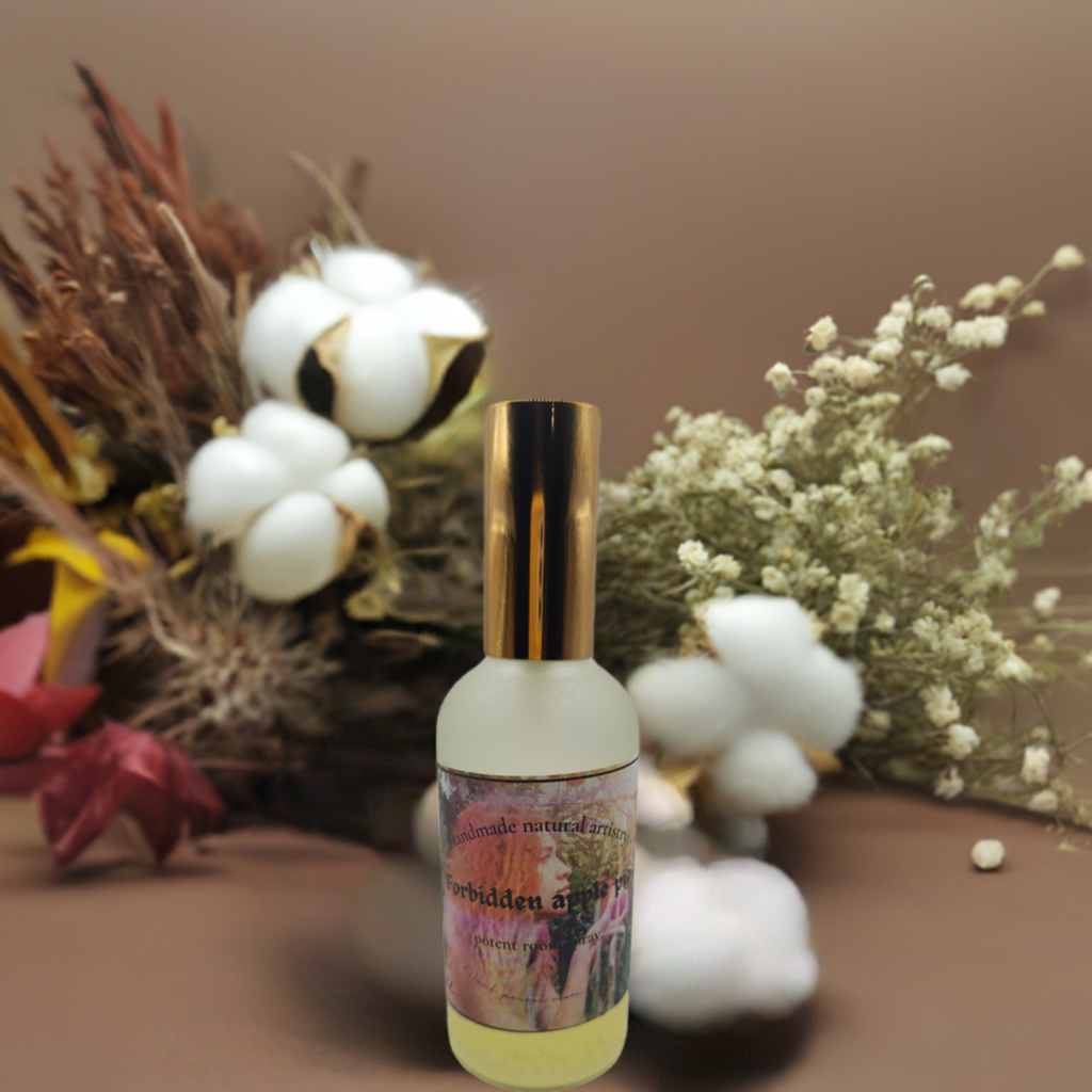 Forbidden apple pie 3.8 oz lux room spray